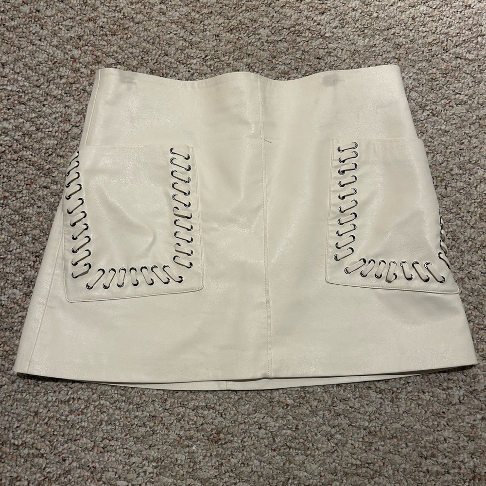 Elegant Cream Skirt with Stitch Detailing